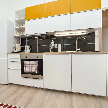 Brand New Studio In Zizkov * Praga