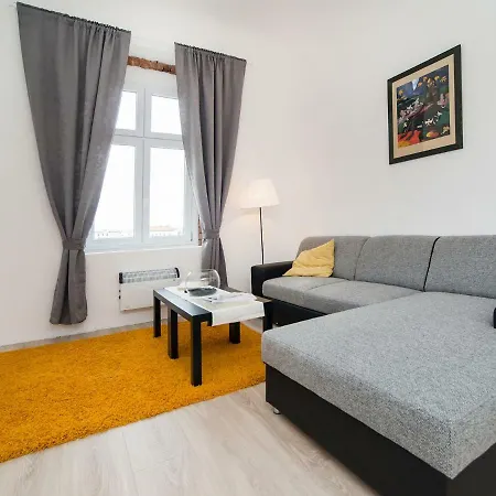 Brand New Studio In Zizkov * Praga